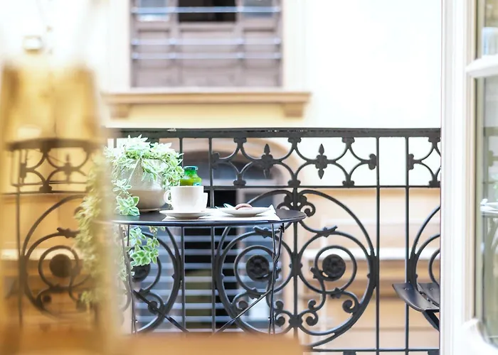 Guli Luxury Suite