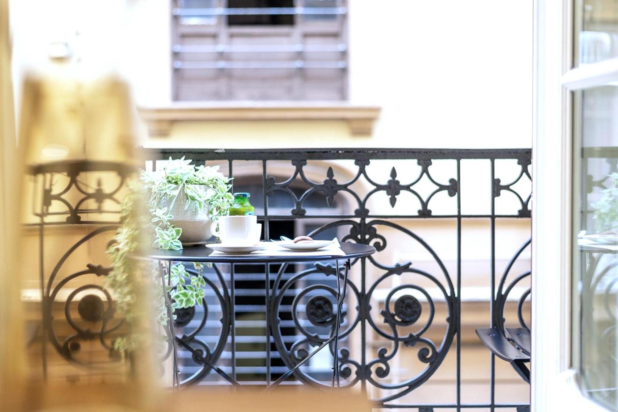 Guli's - Lusso E Comfort In Centro Storico Apartment Naples